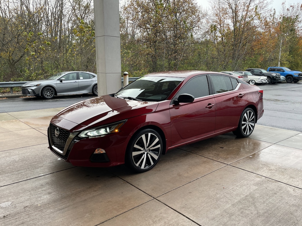 Used 2020 Nissan Altima 2.5 SR AWD Sedan Sedan
