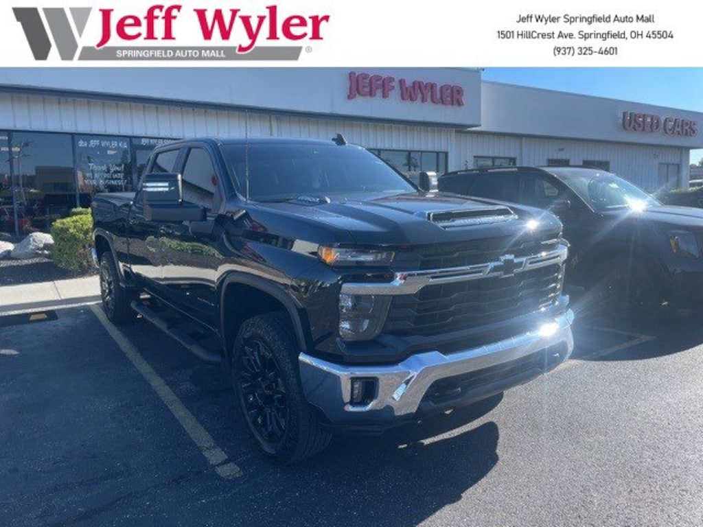 Used 2025 Chevrolet Silverado 2500HD 4WD Crew Cab 159 LT Truck Crew Cab