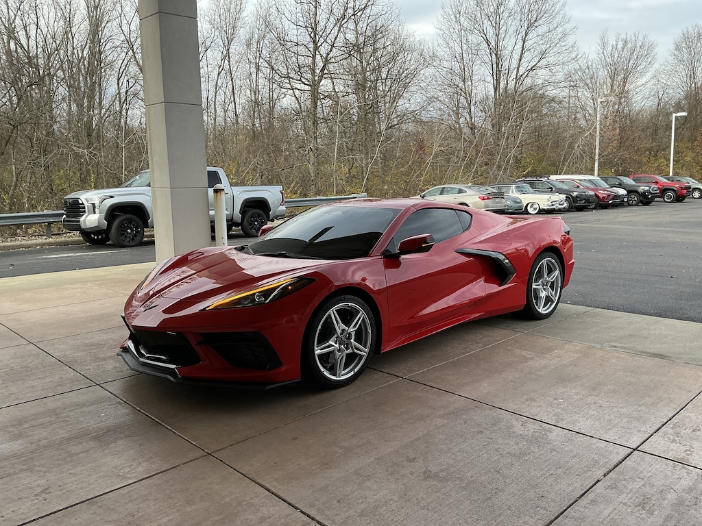 Used 2025 Chevrolet Corvette 2dr Stingray Cpe w/1LT Coupe