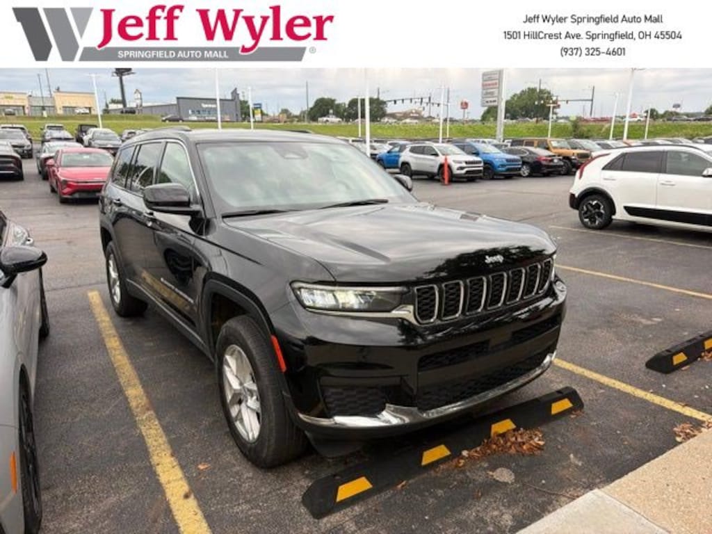Used 2024 Jeep Grand Cherokee L Laredo 4x4 SUV