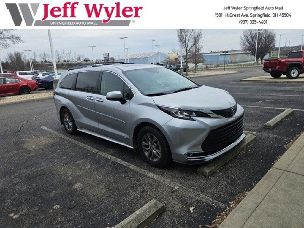 Used 2021 Toyota Sienna Van