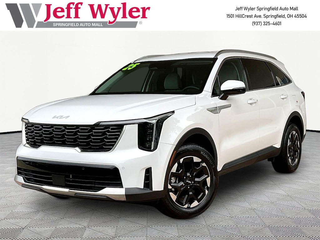 Used 2025 Kia Sorento S AWD SUV
