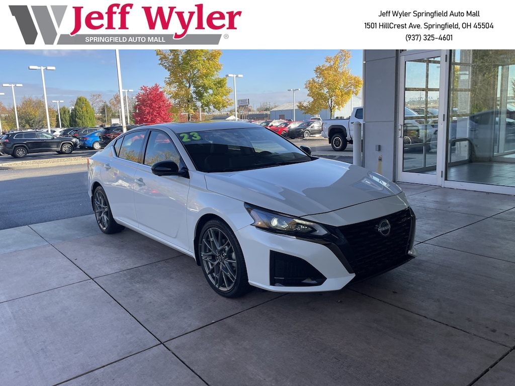 Used 2023 Nissan Altima 2.0 SR Sedan Sedan