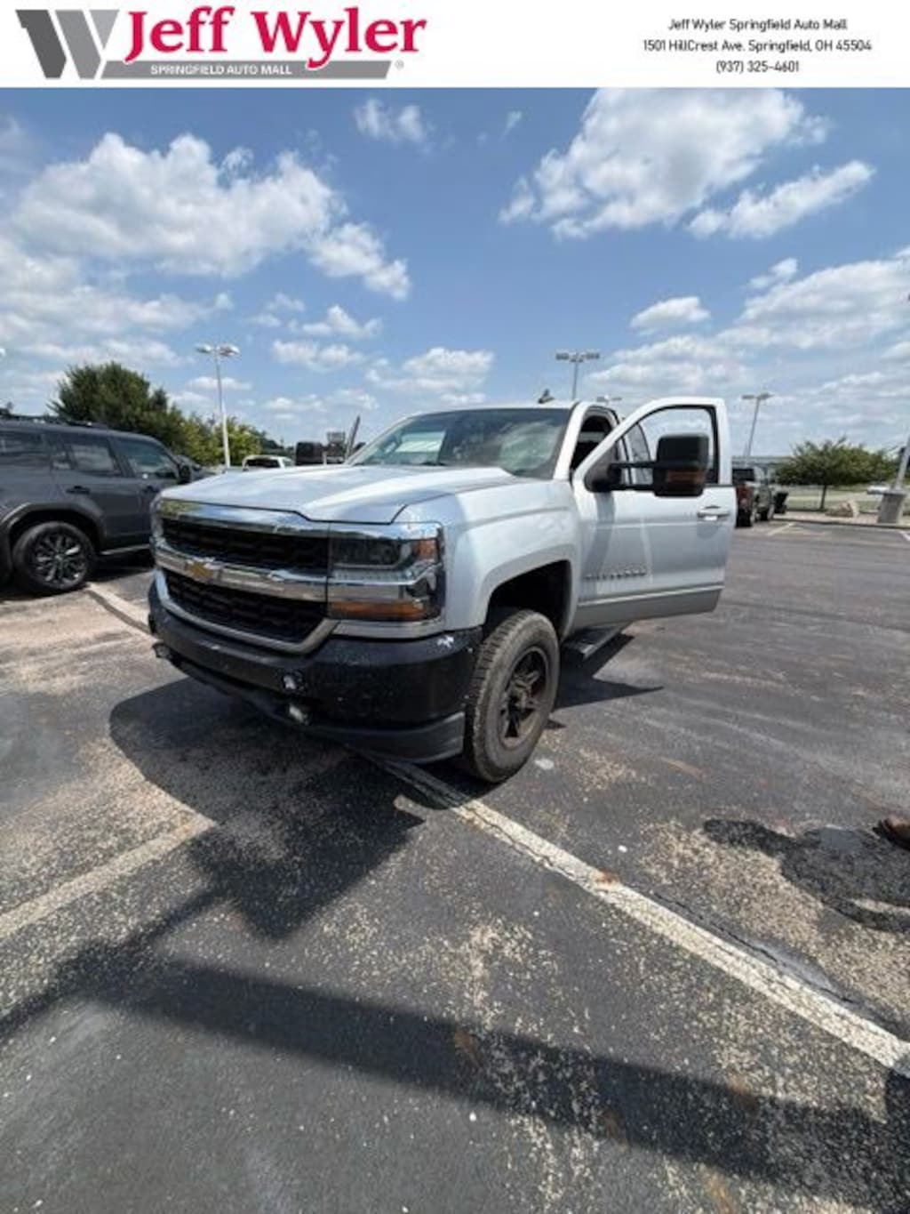 Used 2018 Chevrolet Silverado 1500 4WD Double Cab 143.5 LT w/1LT Truck Double Cab