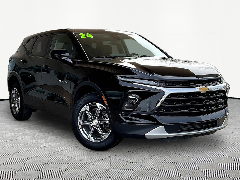 Used 2024 Chevrolet Blazer FWD 4dr LT w/2LT SUV
