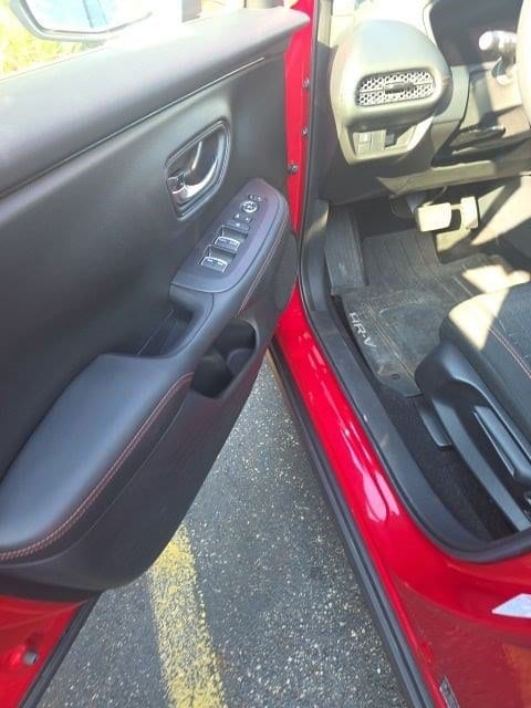 2025 Honda HR-V Sport - Photo 12