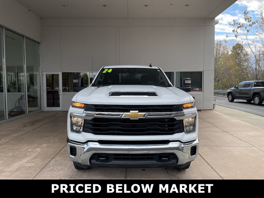 Used 2024 Chevrolet Silverado 2500HD 4WD Crew Cab 159 LT Truck Crew Cab