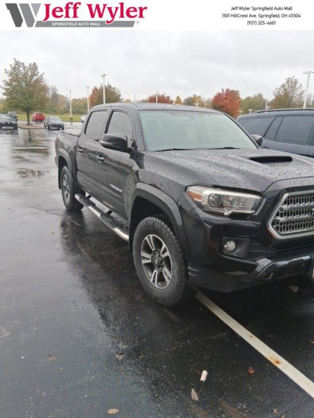 Used 2017 Toyota Tacoma  Truck Double Cab