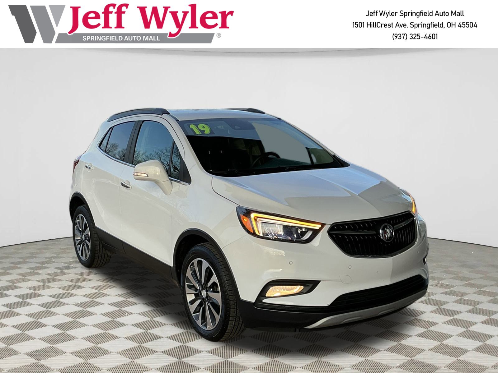 2019 Buick Encore Essence's photo