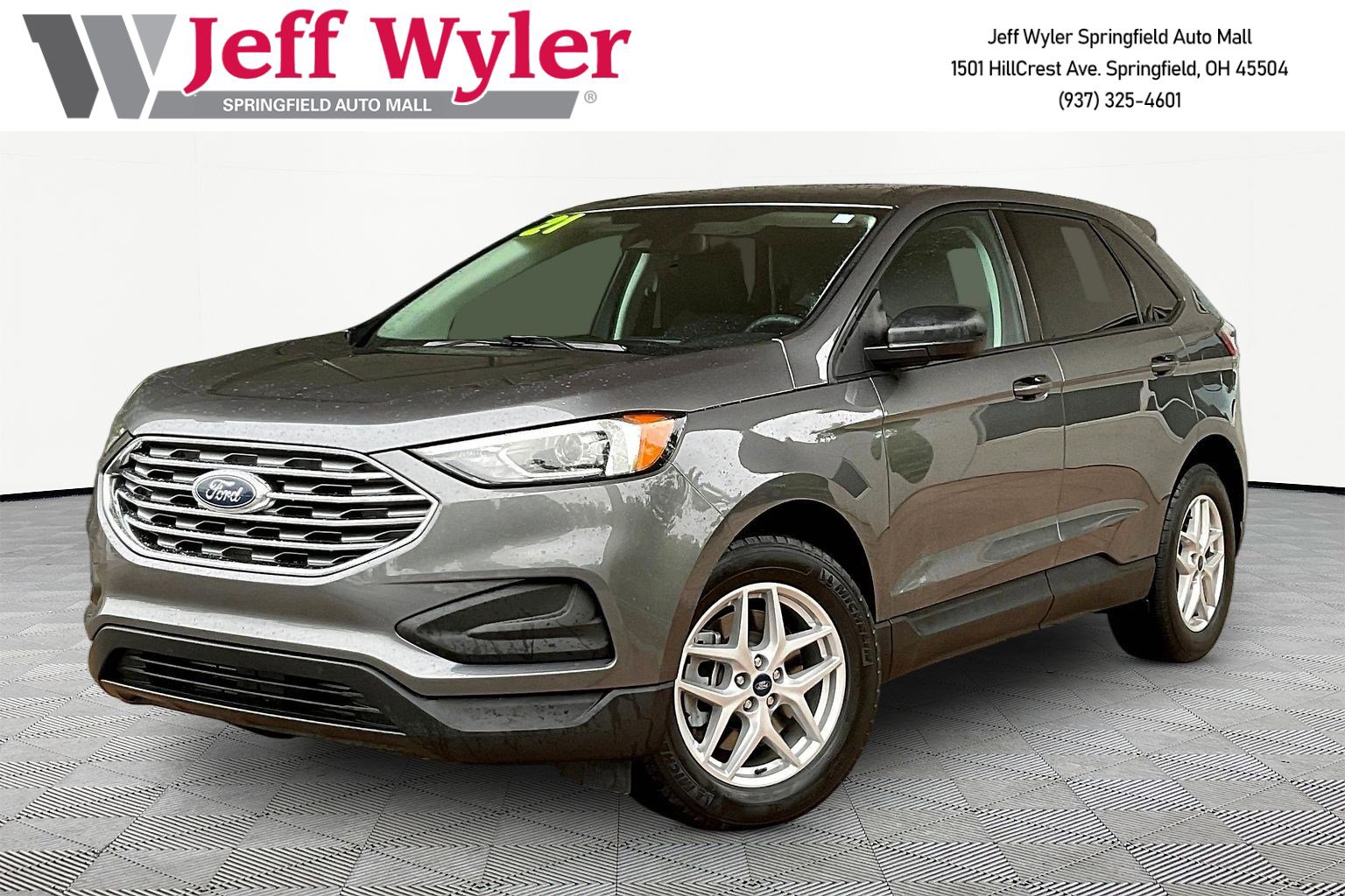 2021 Ford Edge SE's photo