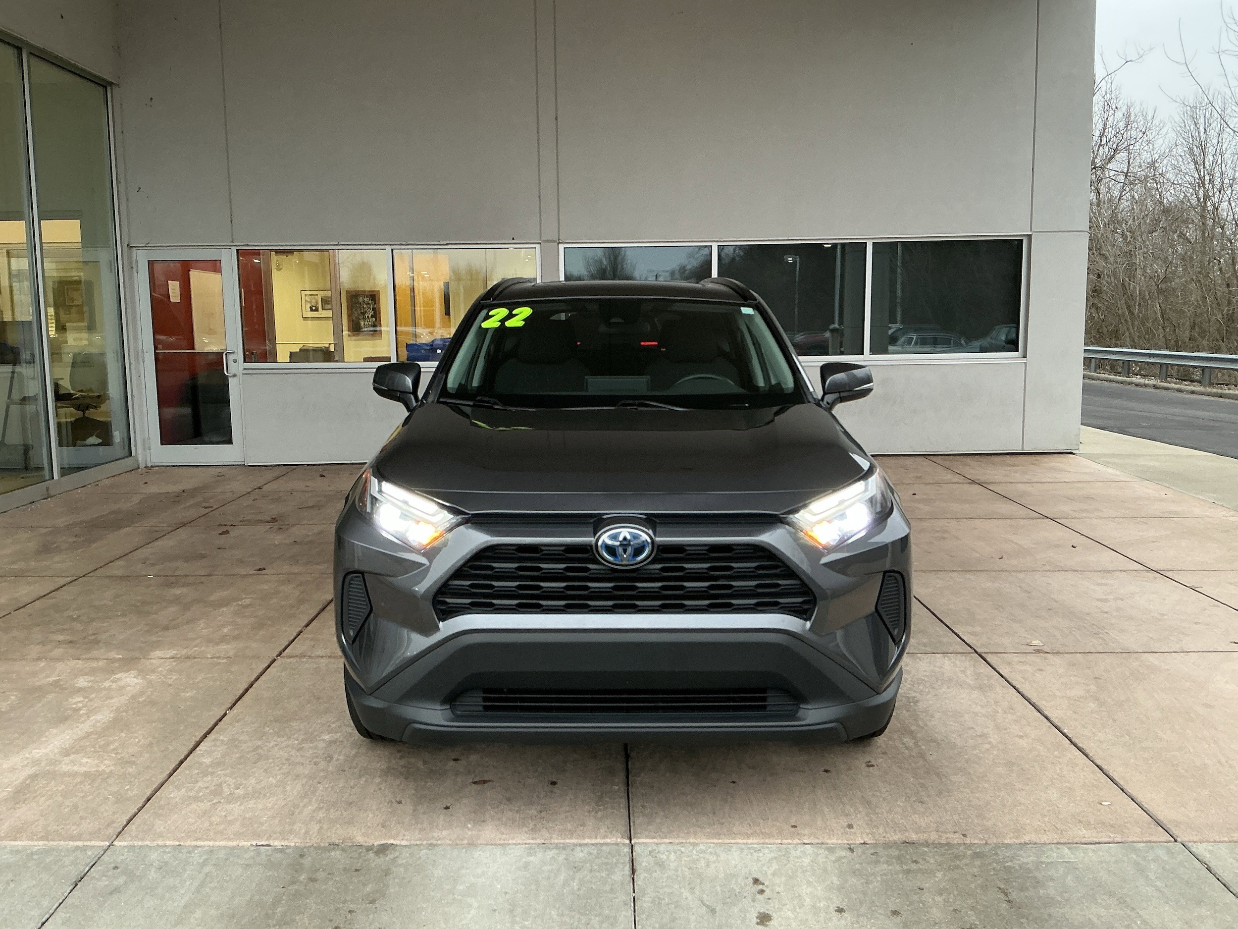 Used 2022 Toyota RAV4 XLE with VIN 4T3RWRFV0NU051840 for sale in Northfield, Minnesota