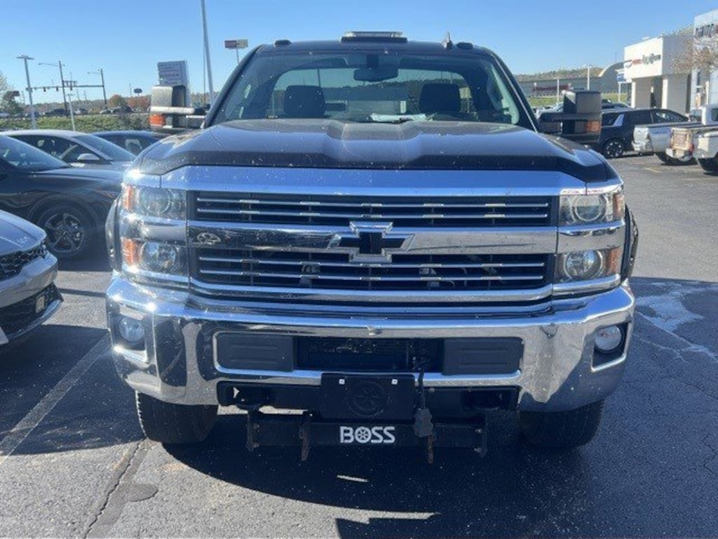 Used 2016 Chevrolet Silverado 2500HD 4WD Reg Cab 133.6 LT Truck Regular Cab