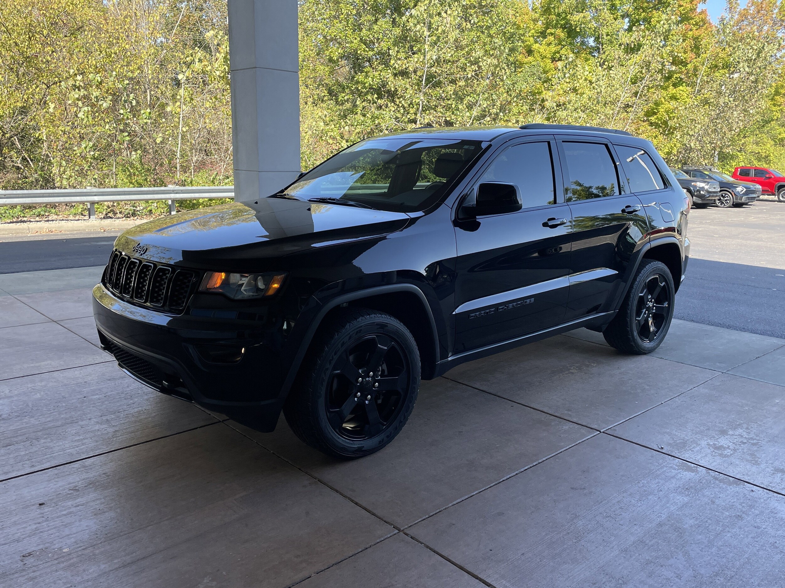 2020 Jeep Grand Cherokee Upland photo 2