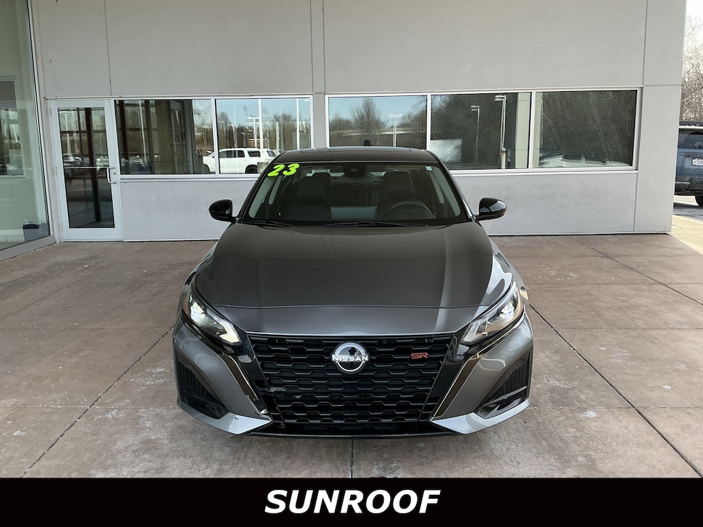 Used 2023 Nissan Altima 2.5 SR Sedan Sedan