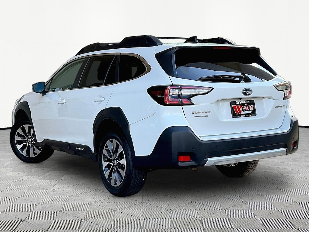 Used 2023 Subaru Outback Limited CVT SUV