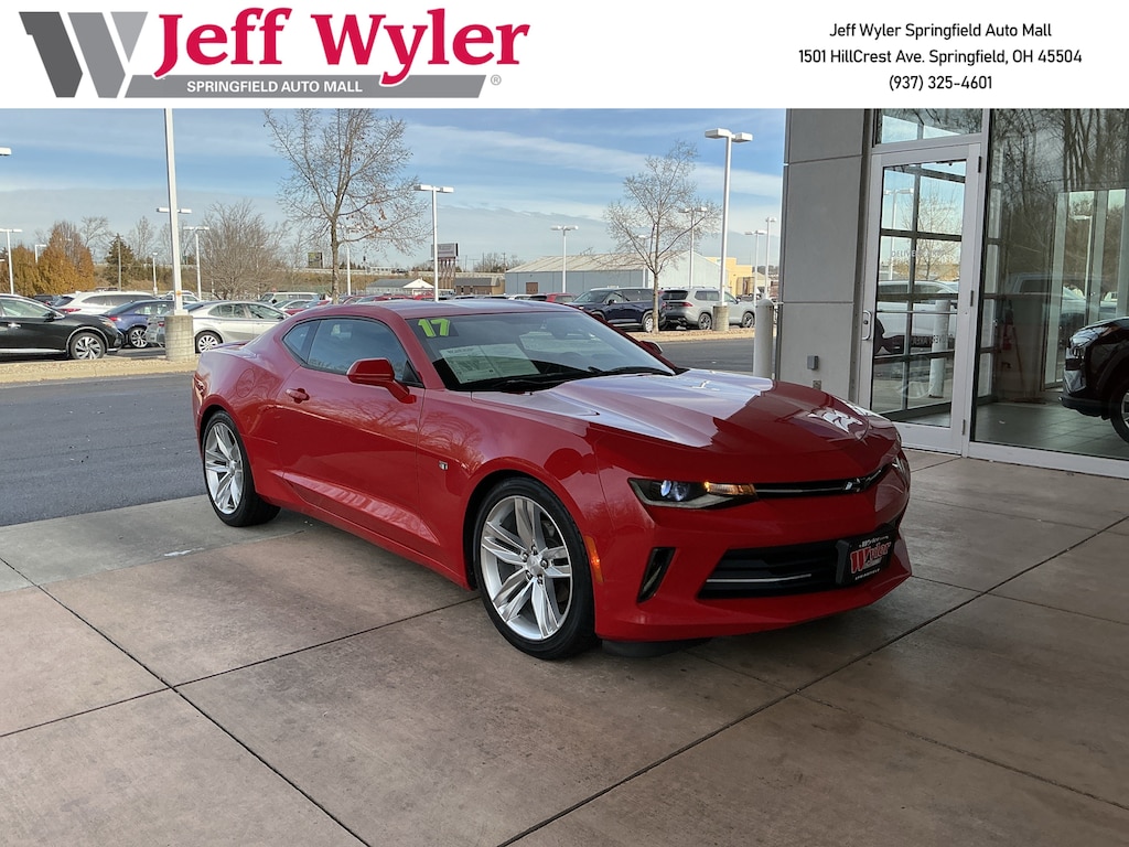 Used 2017 Chevrolet Camaro 2dr Cpe 1LT Coupe