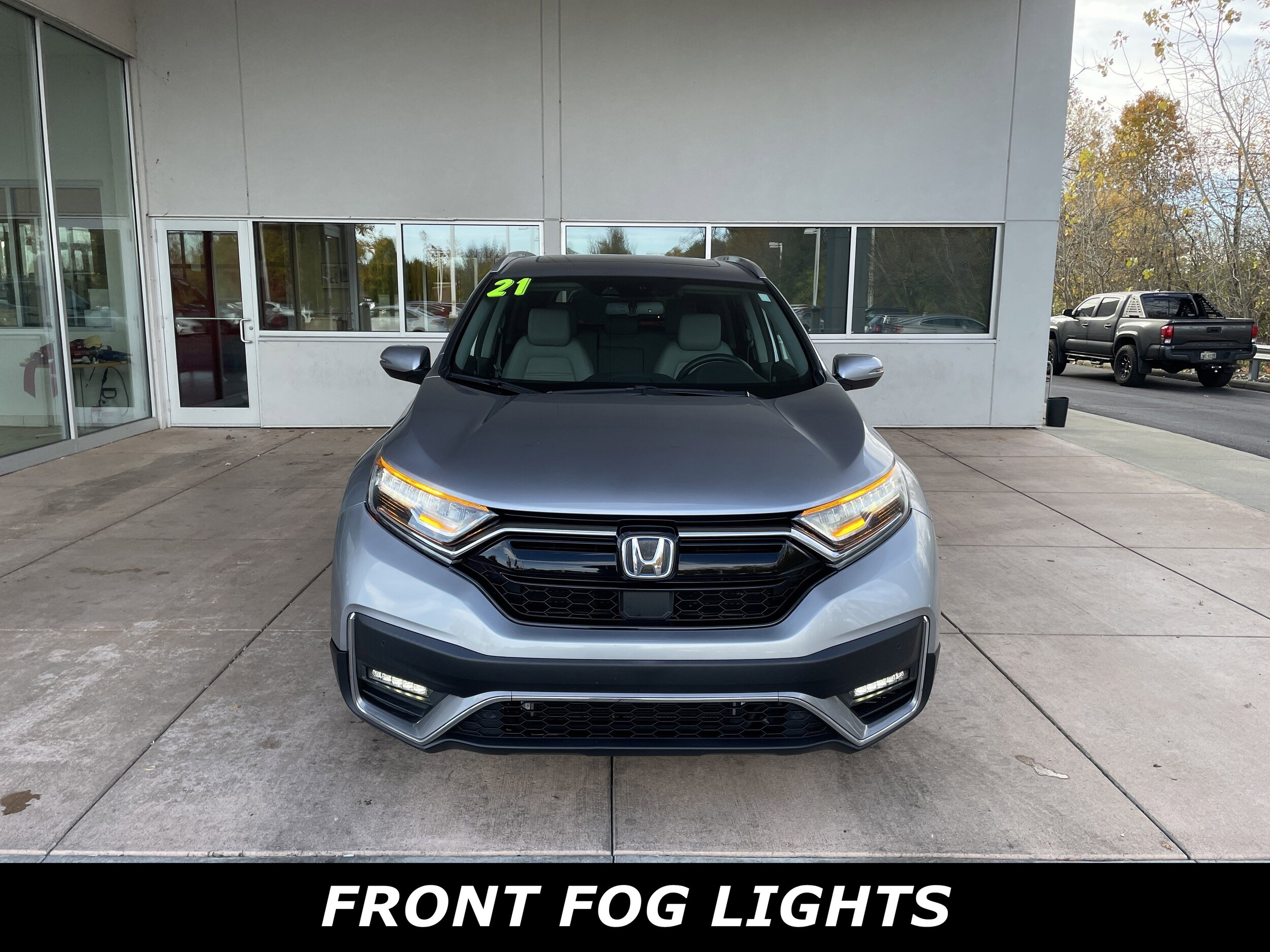 2021 Honda CR-V Hybrid Touring photo 2