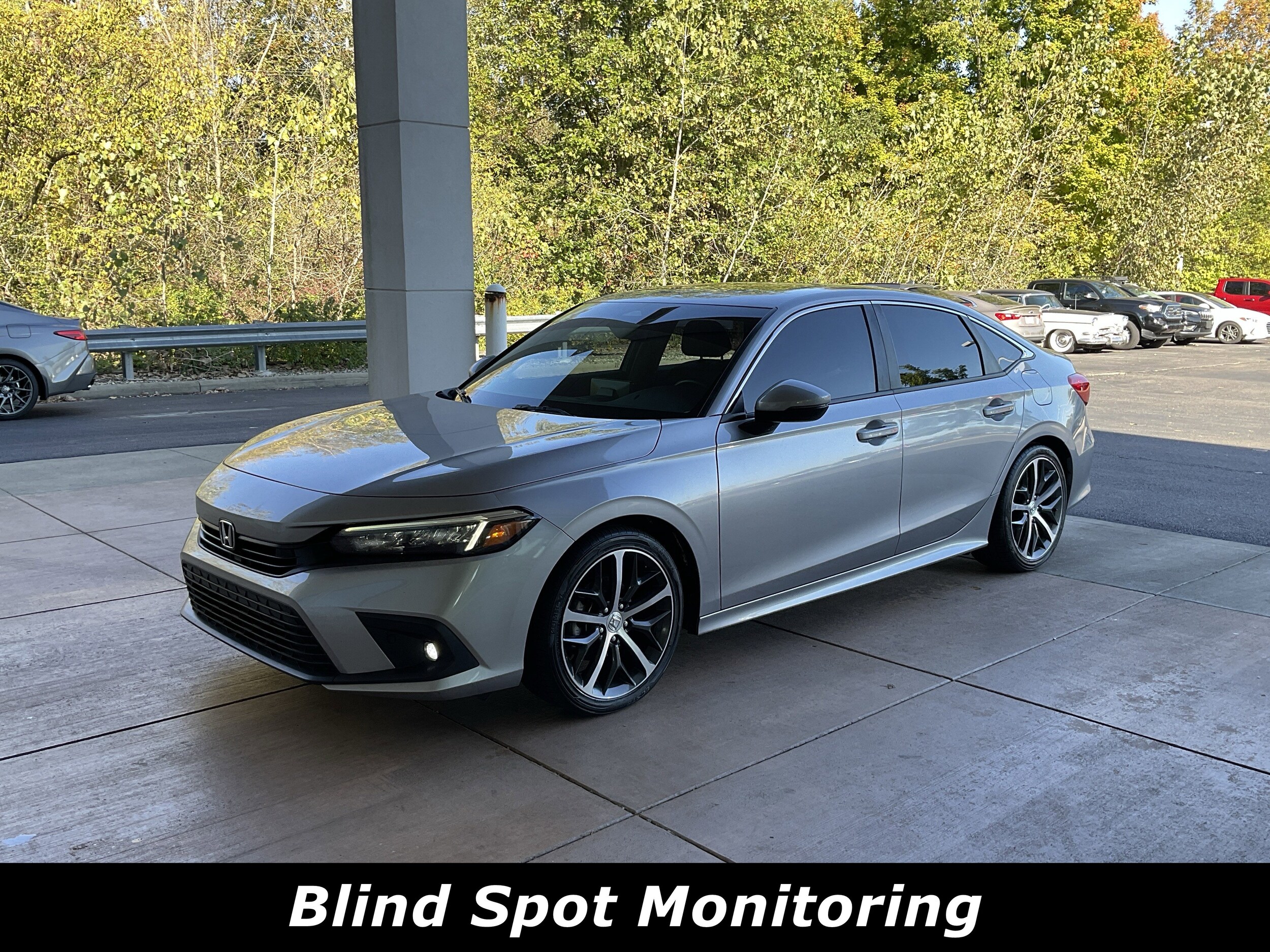 2022 Honda Civic Touring photo 3
