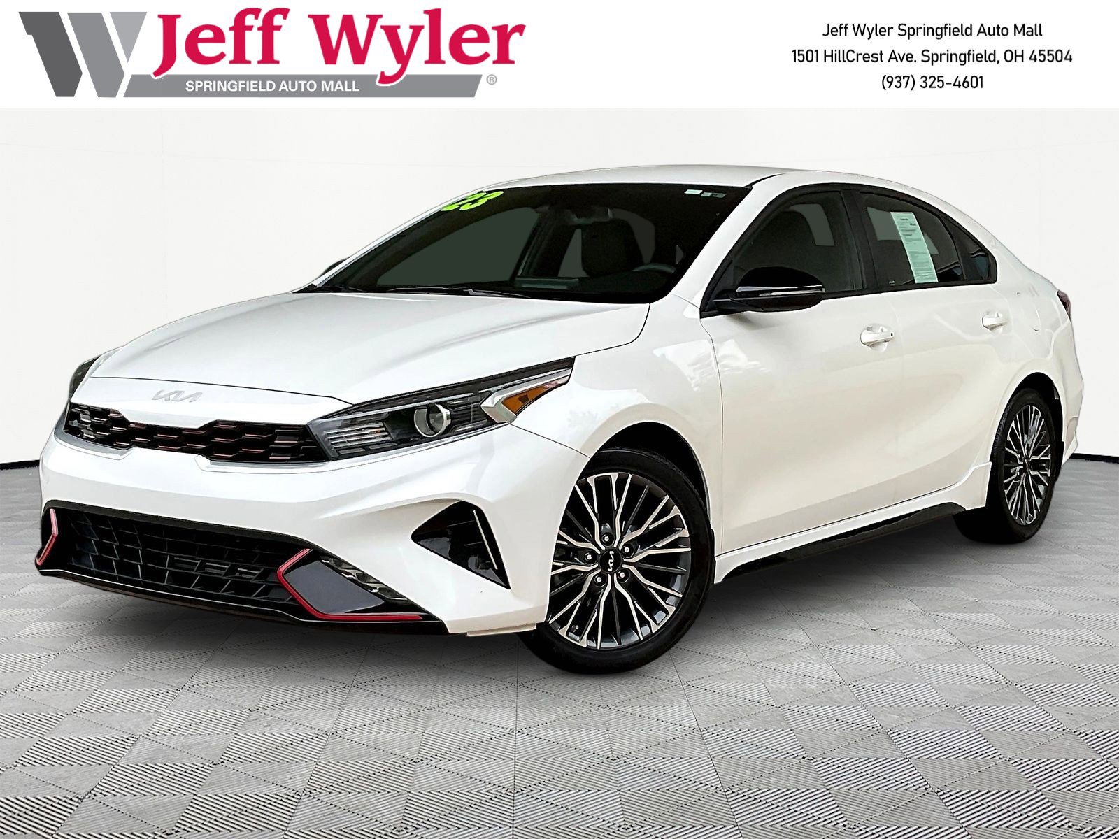 2023 Kia Forte GT-Line AT's photo