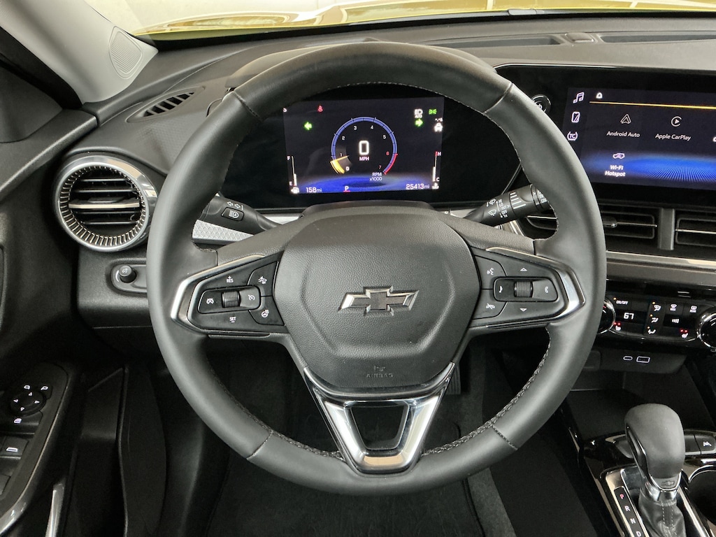 Used 2025 Chevrolet Trax FWD 4dr ACTIV SUV