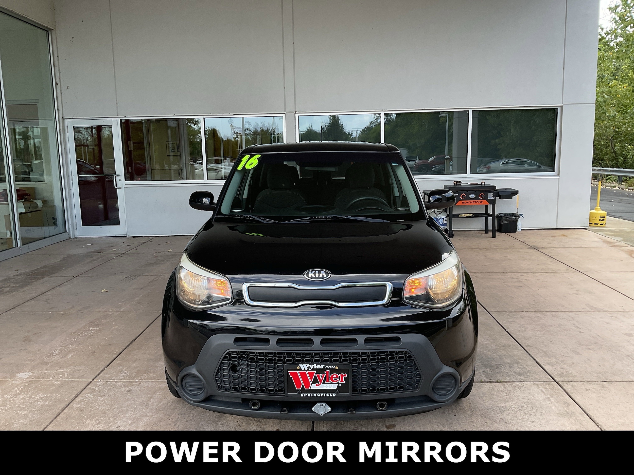 Certified 2016 Kia Soul Base with VIN KNDJN2A26G7243914 for sale in Springfield, OH