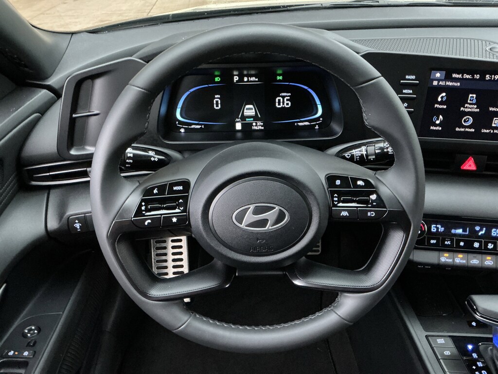 Used 2025 Hyundai Elantra SEL Sport IVT Sedan