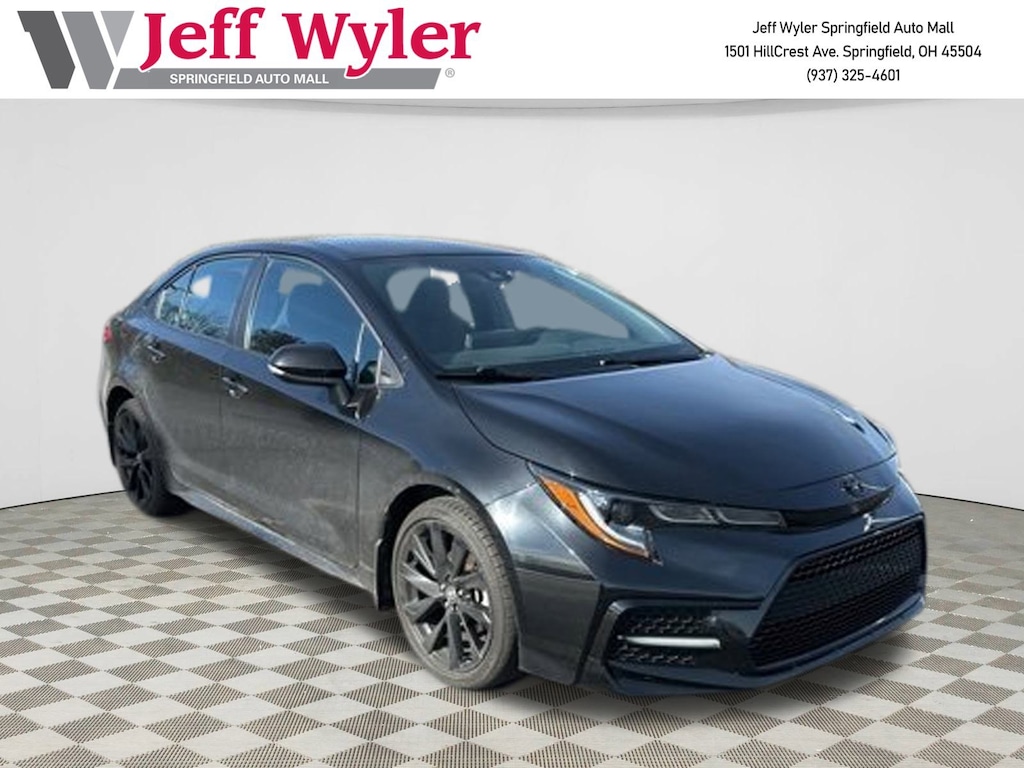 Used 2021 Toyota Corolla SE CVT Sedan