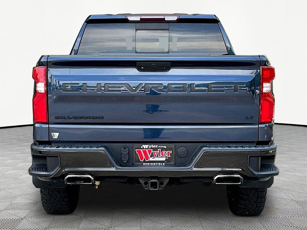 Used 2021 Chevrolet Silverado 1500 4WD Crew Cab 147 LT Trail Boss Truck Crew Cab