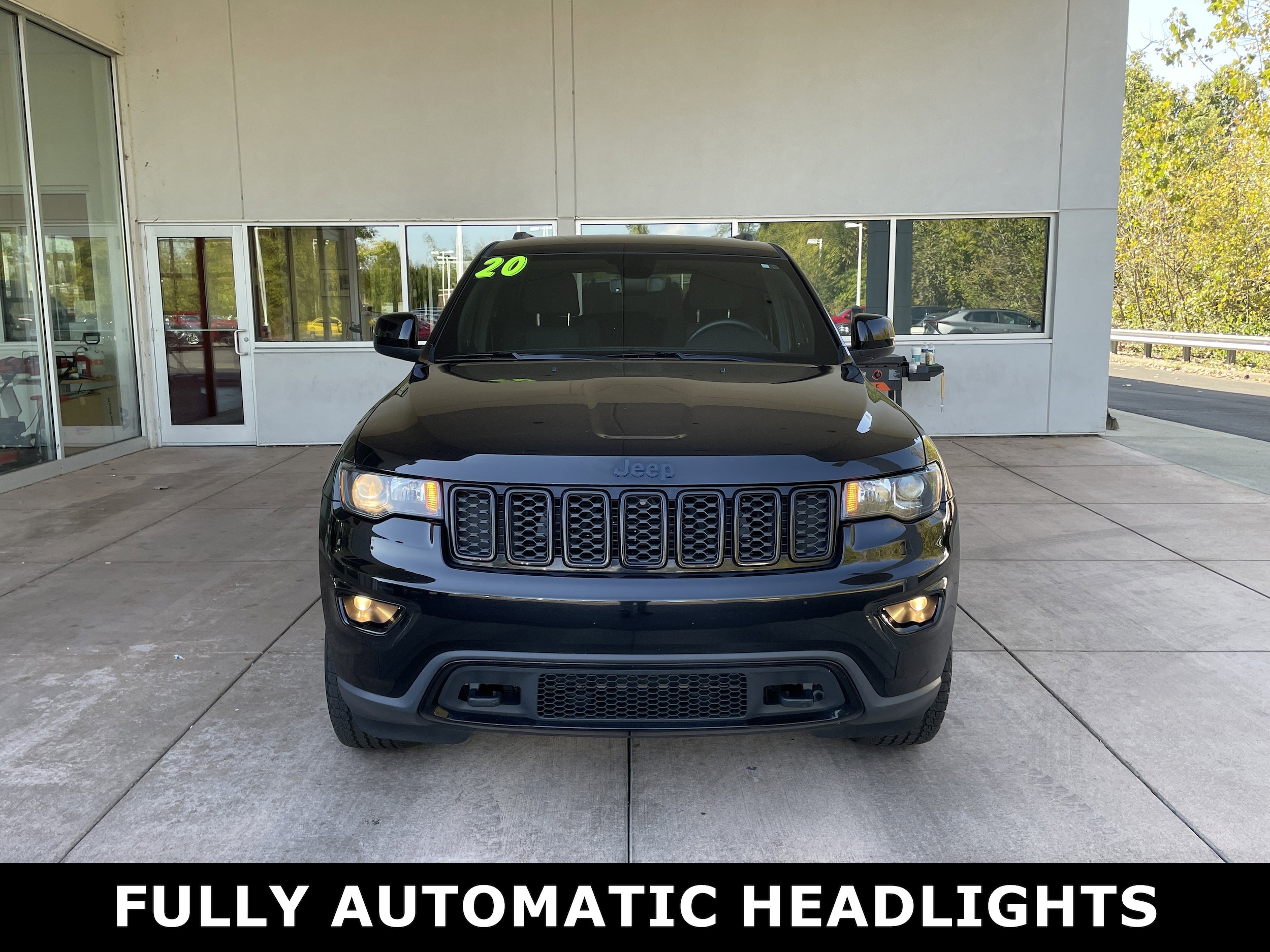 2020 Jeep Grand Cherokee Upland photo 2