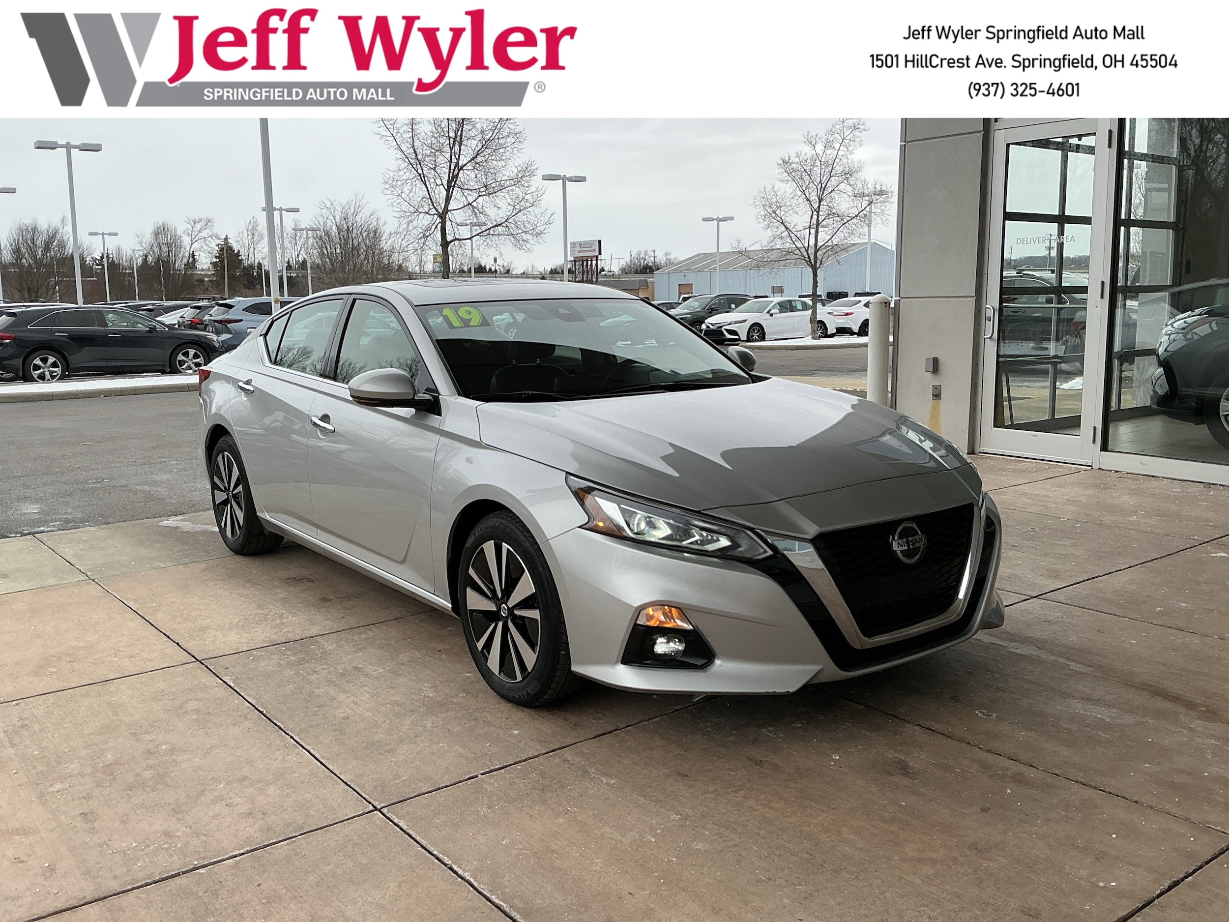 2019 Nissan Altima SL's photo