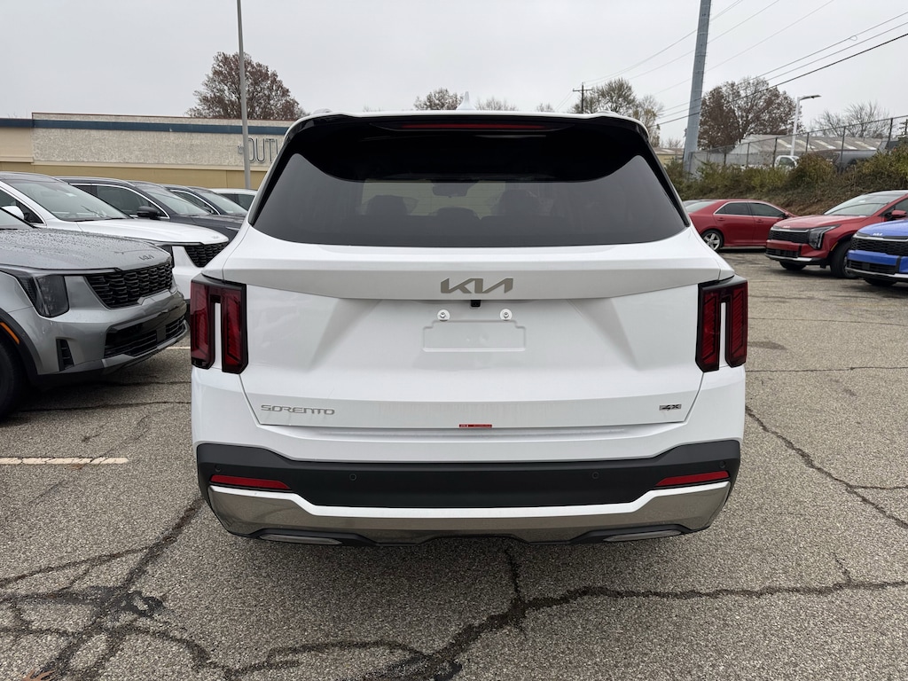 New 2026 Kia Sorento S SUV