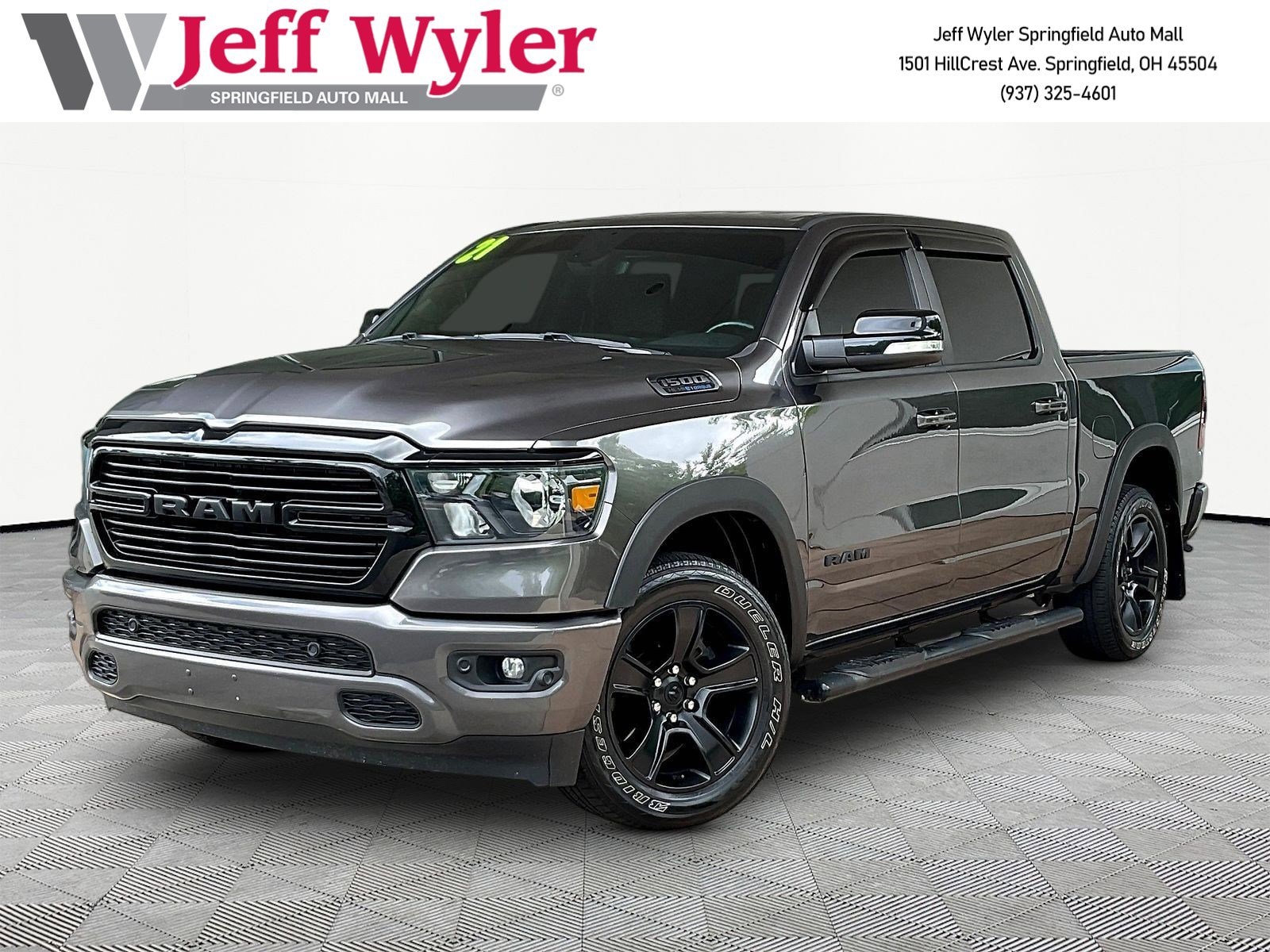 2021 RAM 1500 Big Horn/Lone Star 4x4 Crew Cab 5'7's photo