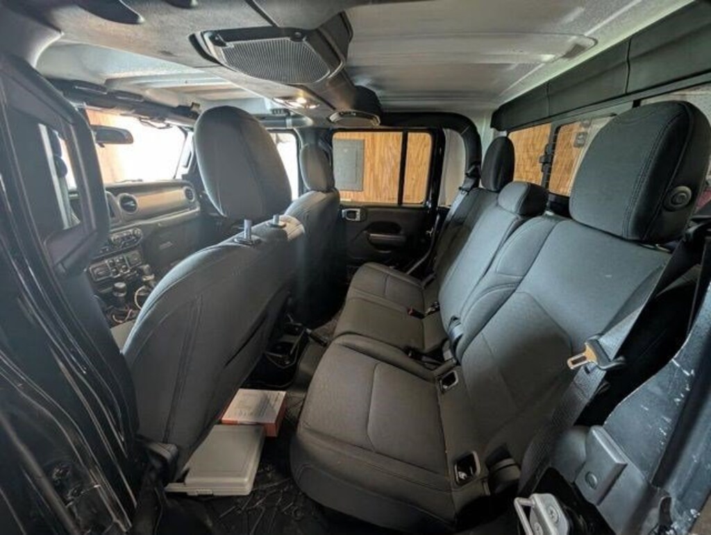 Used 2020 Jeep Gladiator Sport S 4x4 Truck Crew Cab