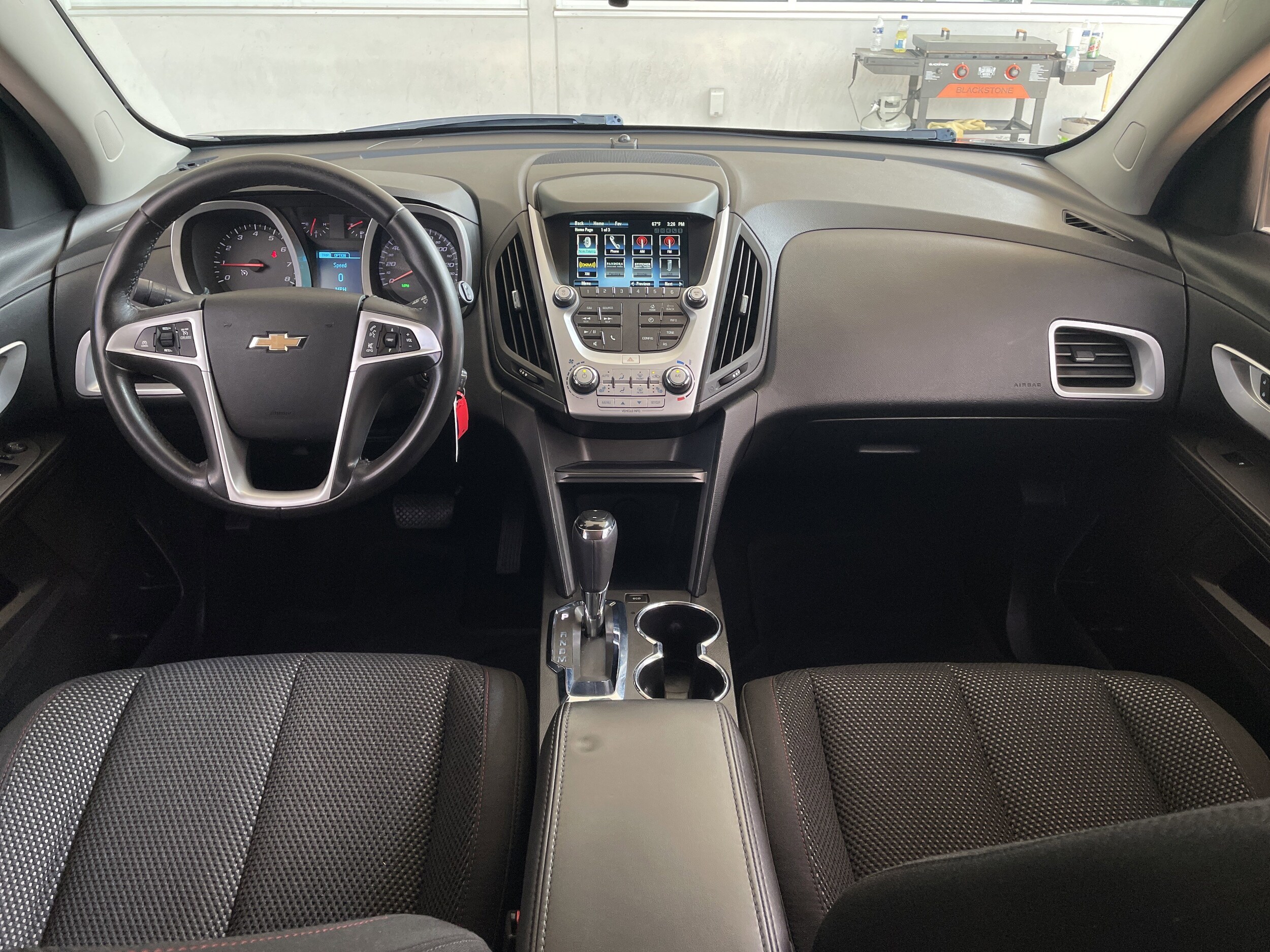 2016 Chevrolet Equinox LT photo 4