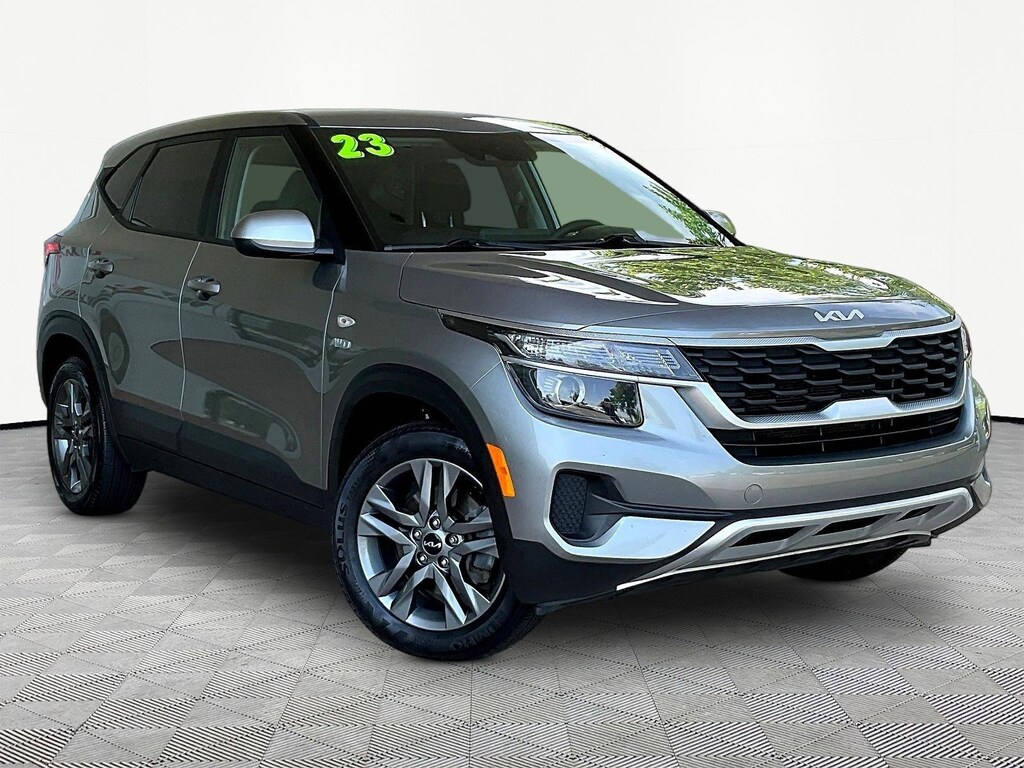 Used 2023 Kia Seltos LX IVT AWD SUV