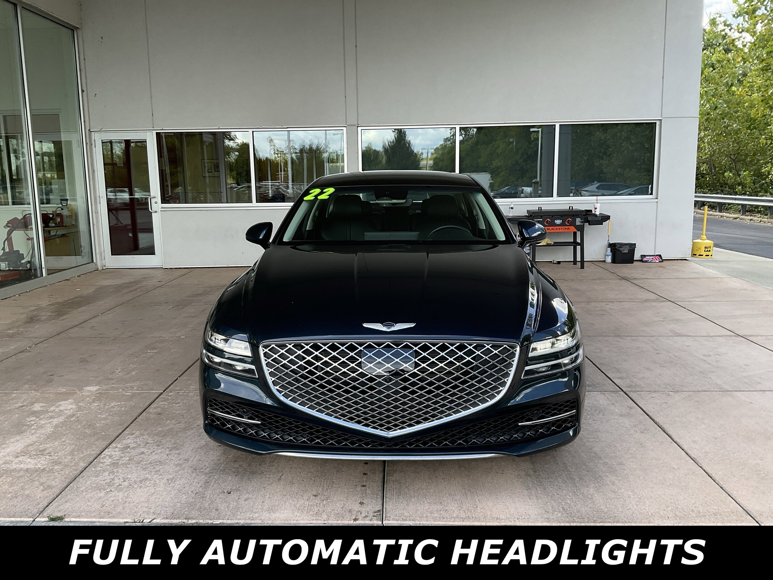 2022 Genesis G80 2.5T AWD photo 2