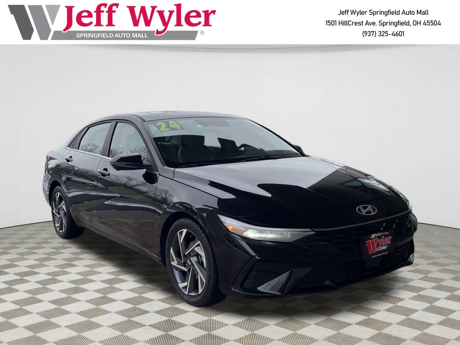 2024 Hyundai Elantra Limited's photo