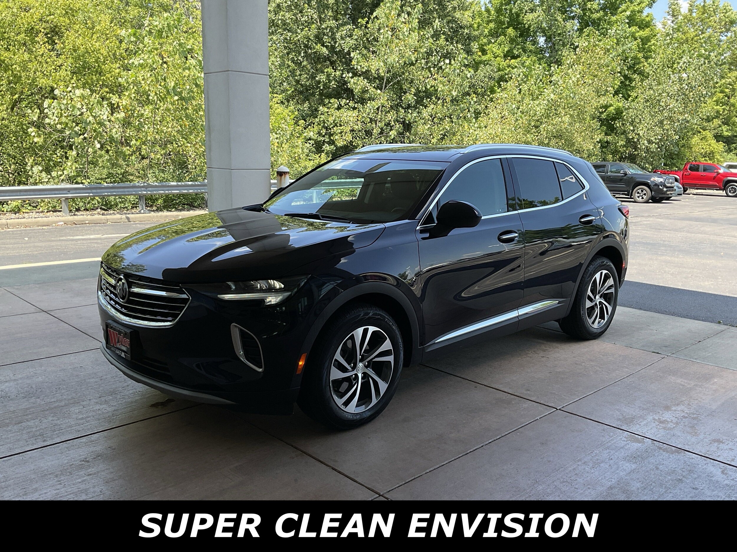 2021 Buick Envision Essence photo 3