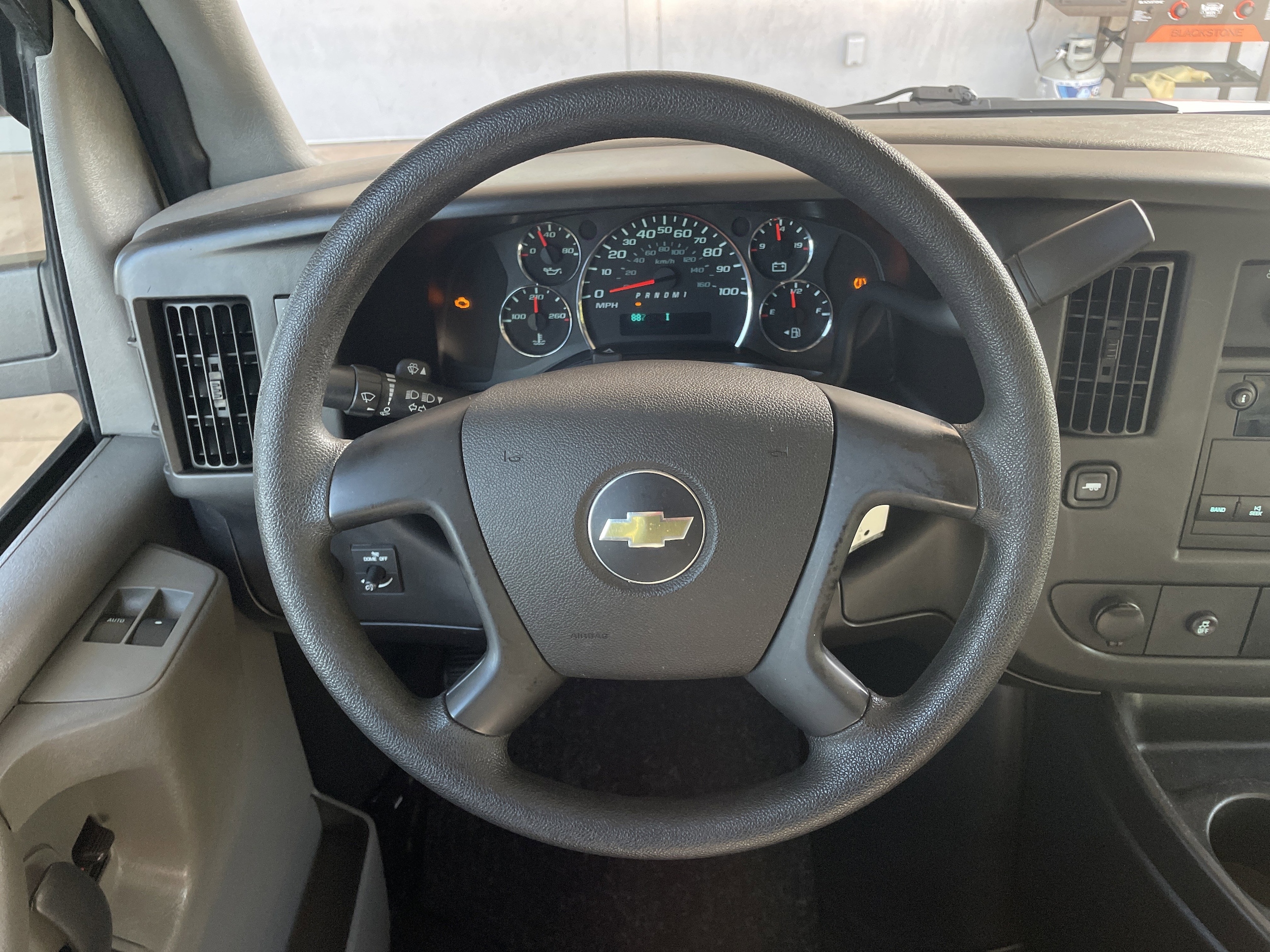 2014 Chevrolet Express Cargo Van 2500 photo 4