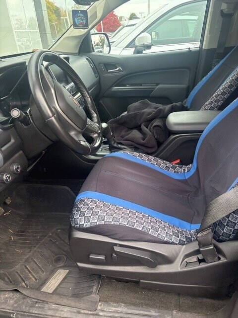 2016 Chevrolet Colorado Z71 photo 3