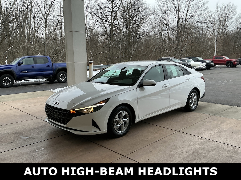 Used 2023 Hyundai Elantra SE IVT Sedan
