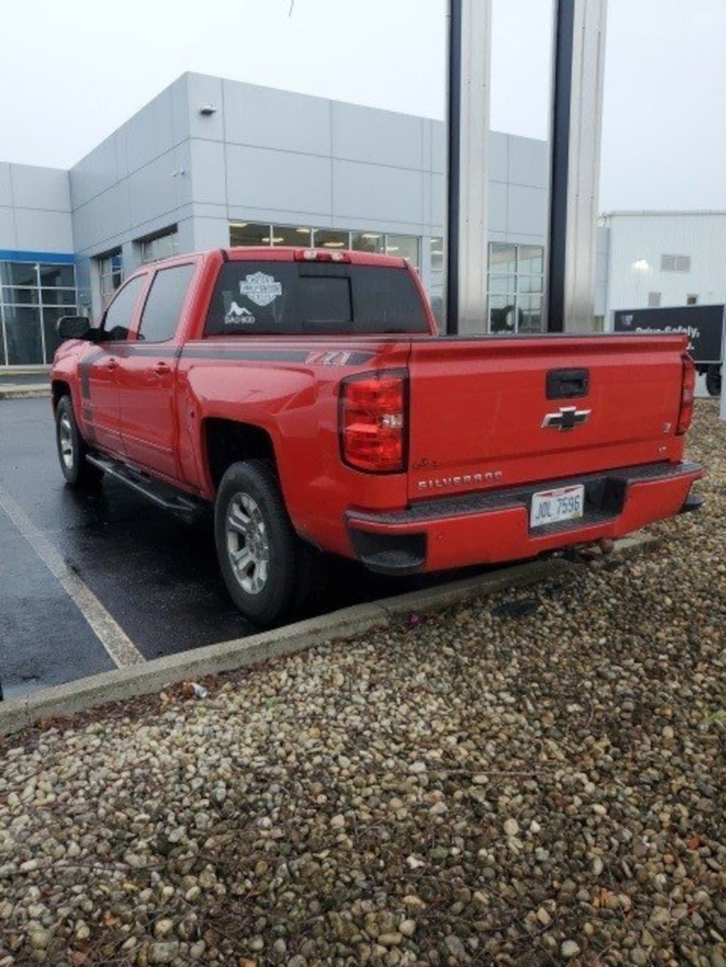 Used 2018 Chevrolet Silverado 1500 4WD Crew Cab 143.5 LT w/2LT Truck Crew Cab