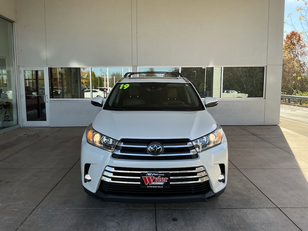 Used 2019 Toyota Highlander SUV
