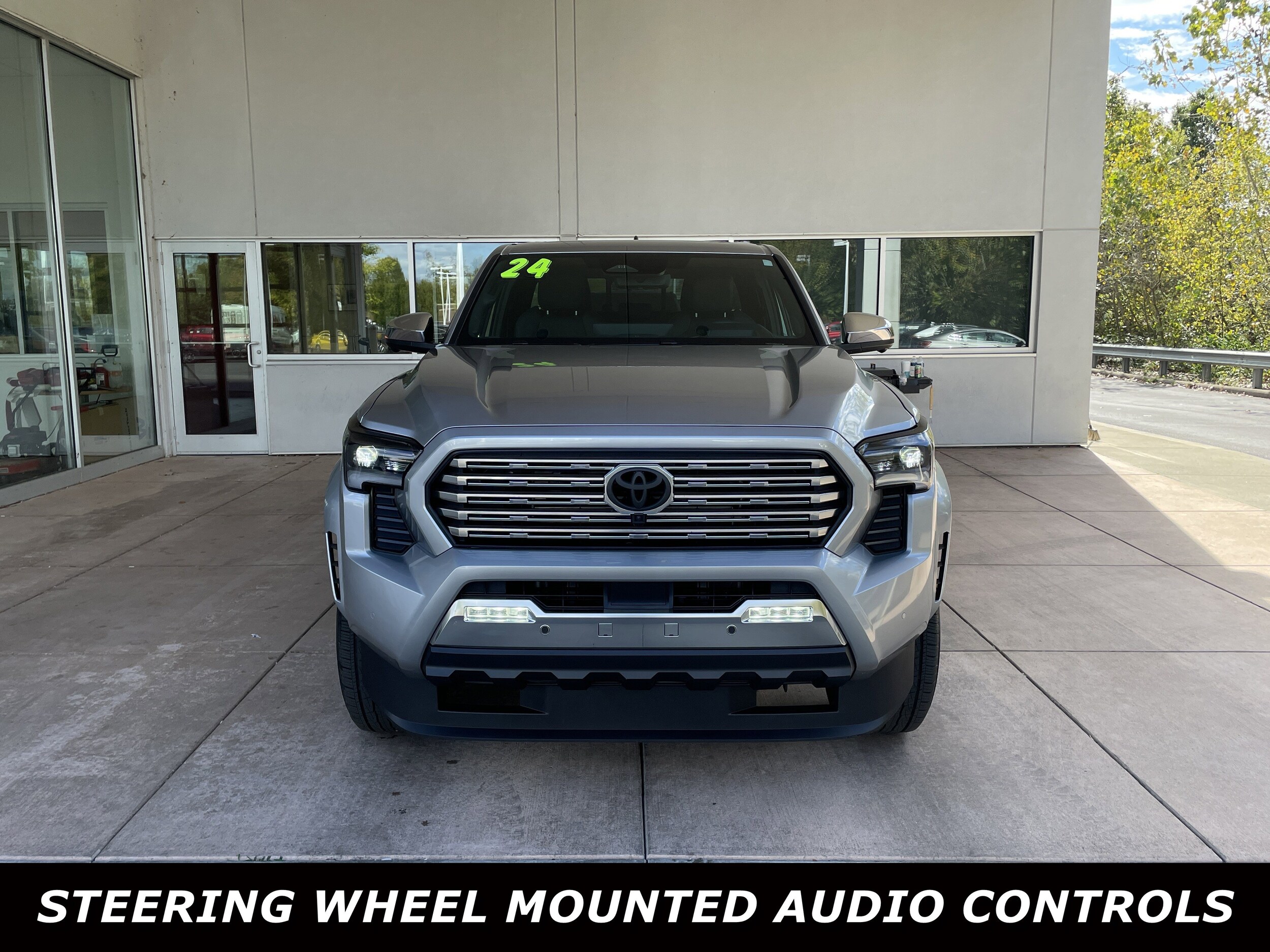 2024 Toyota Tacoma Limited Double Cab photo 2