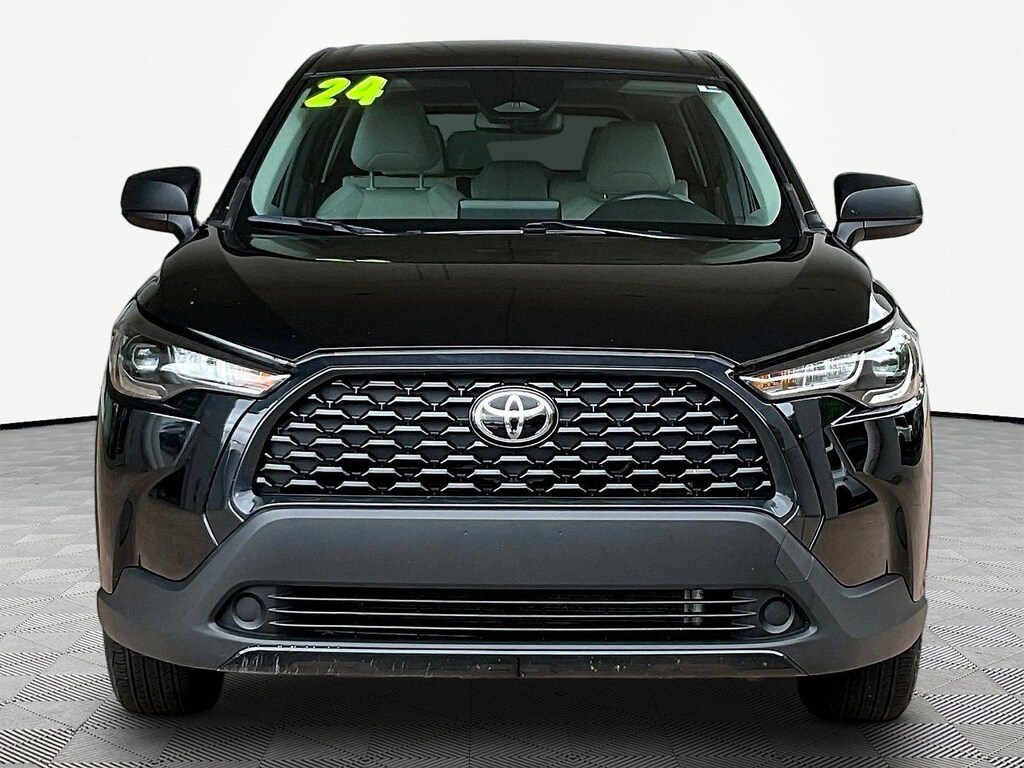 Used 2024 Toyota Corolla Cross L 2WD SUV