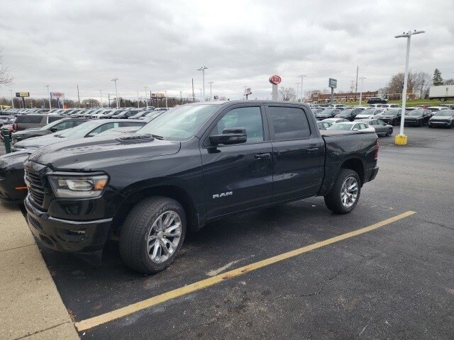 2023 Ram 1500 Laramie photo 3