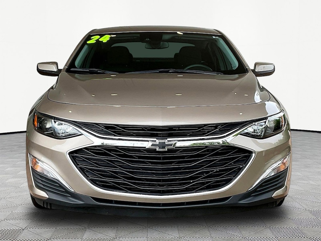 Used 2024 Chevrolet Malibu 4dr Sdn RS Sedan
