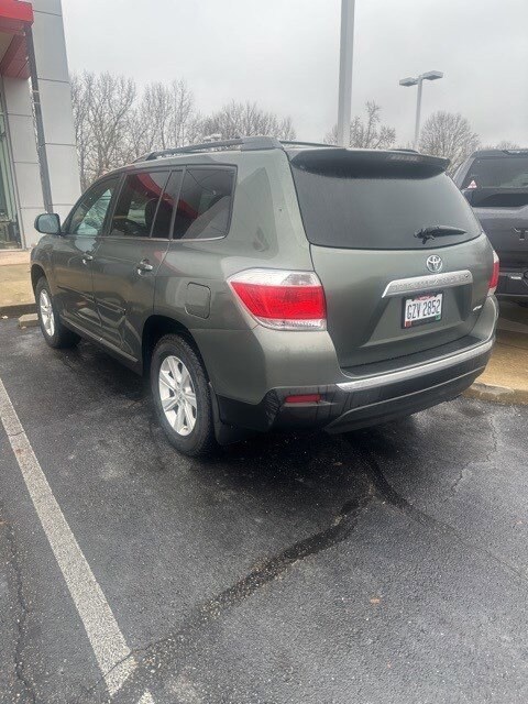 2013 Toyota Highlander Base Plus photo 3