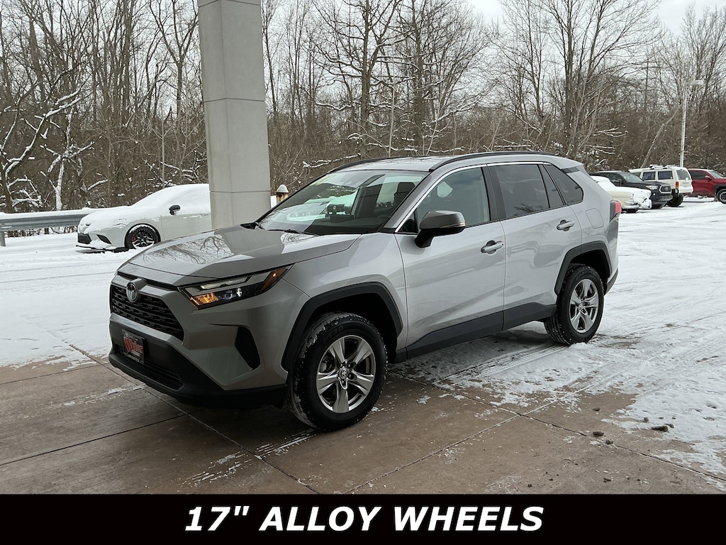 Used 2023 Toyota RAV4 XLE FWD SUV