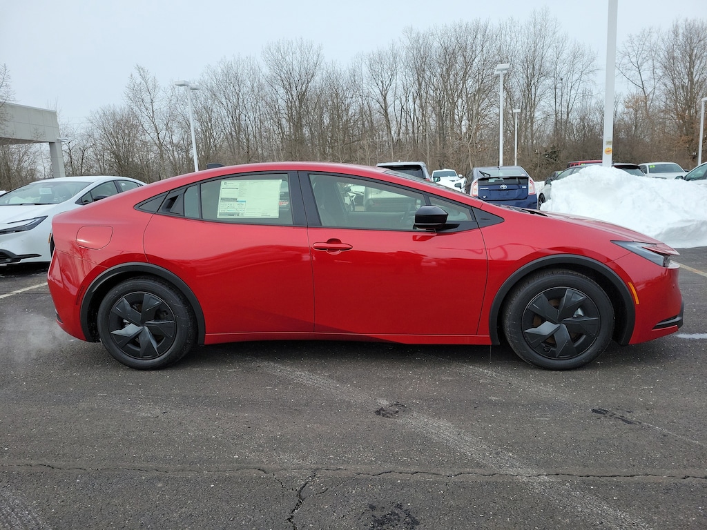 New 2026 Toyota Prius Plug-In Hybrid SE Hatchback